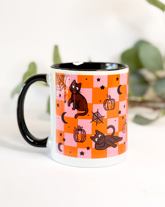 BLACK CAT HALLOWEEN CHECKERBOARD MUG