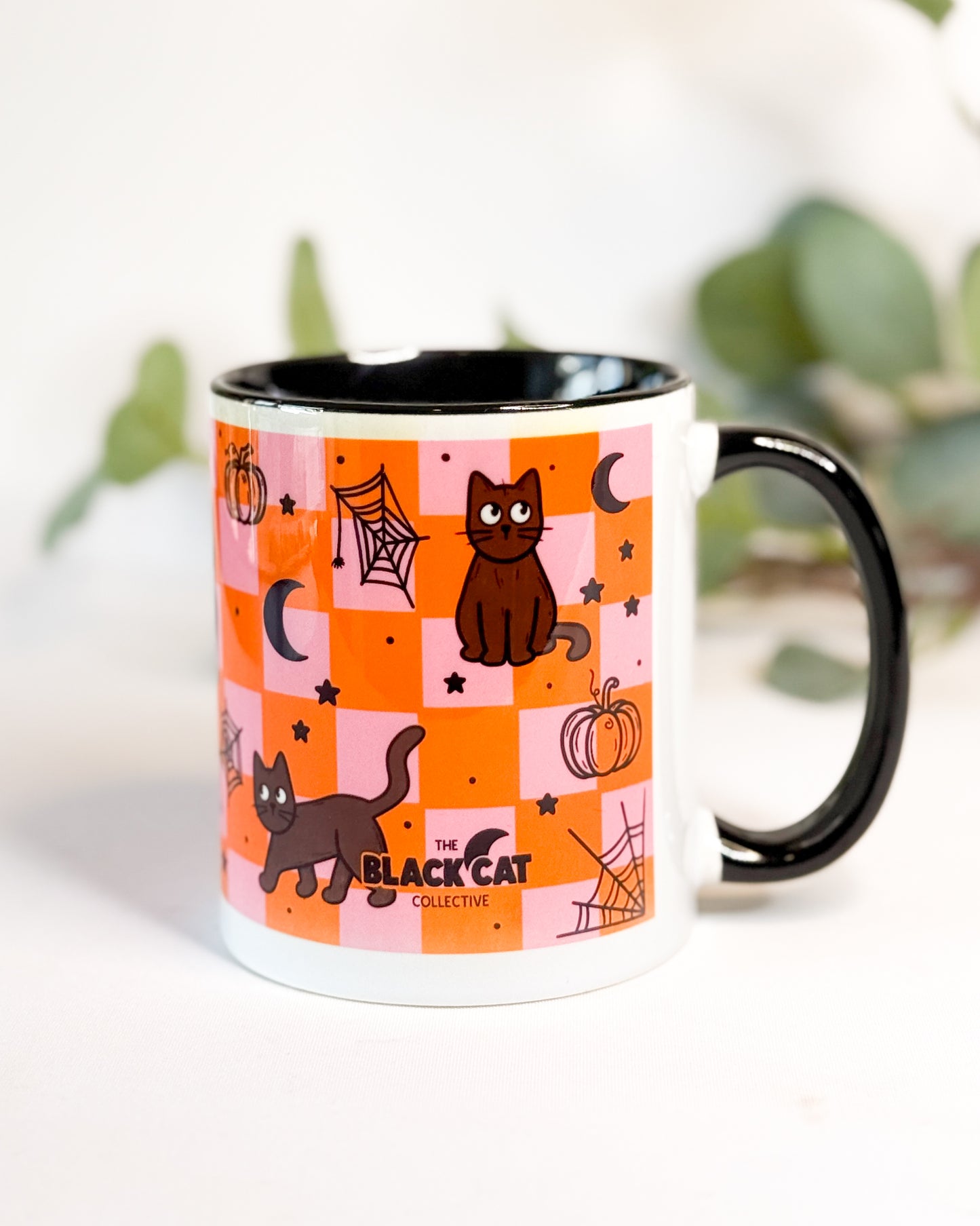 BLACK CAT HALLOWEEN CHECKERBOARD MUG