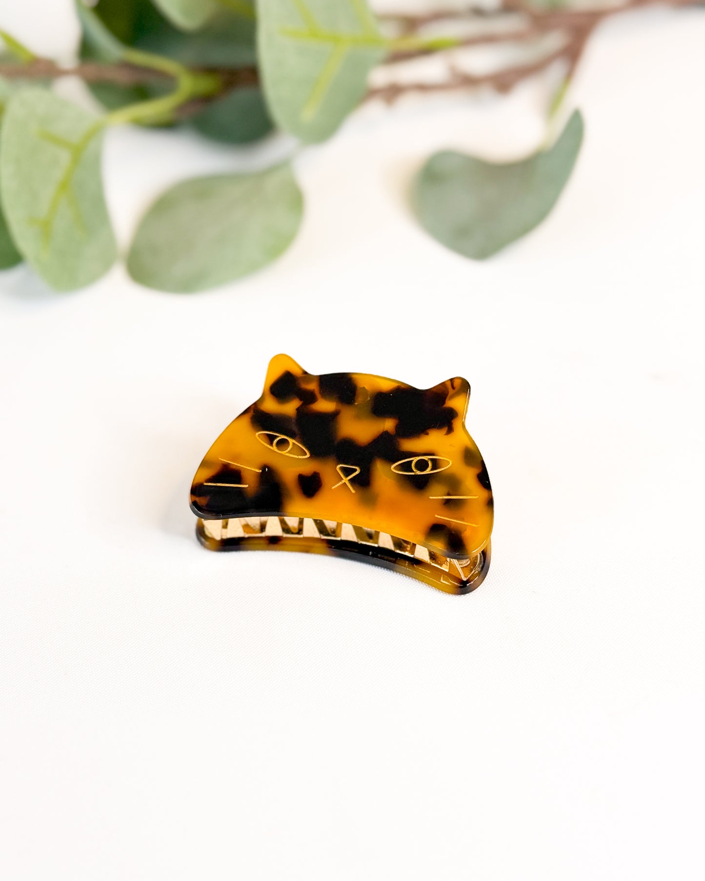 CAT HAIR CLIP