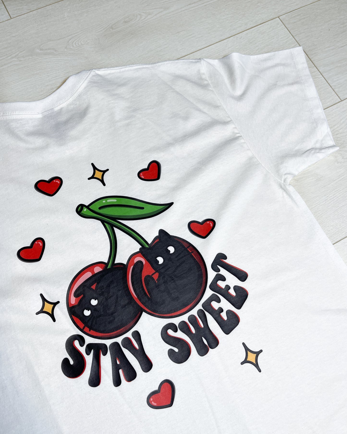 CHERRY BLACK CAT T-SHIRT