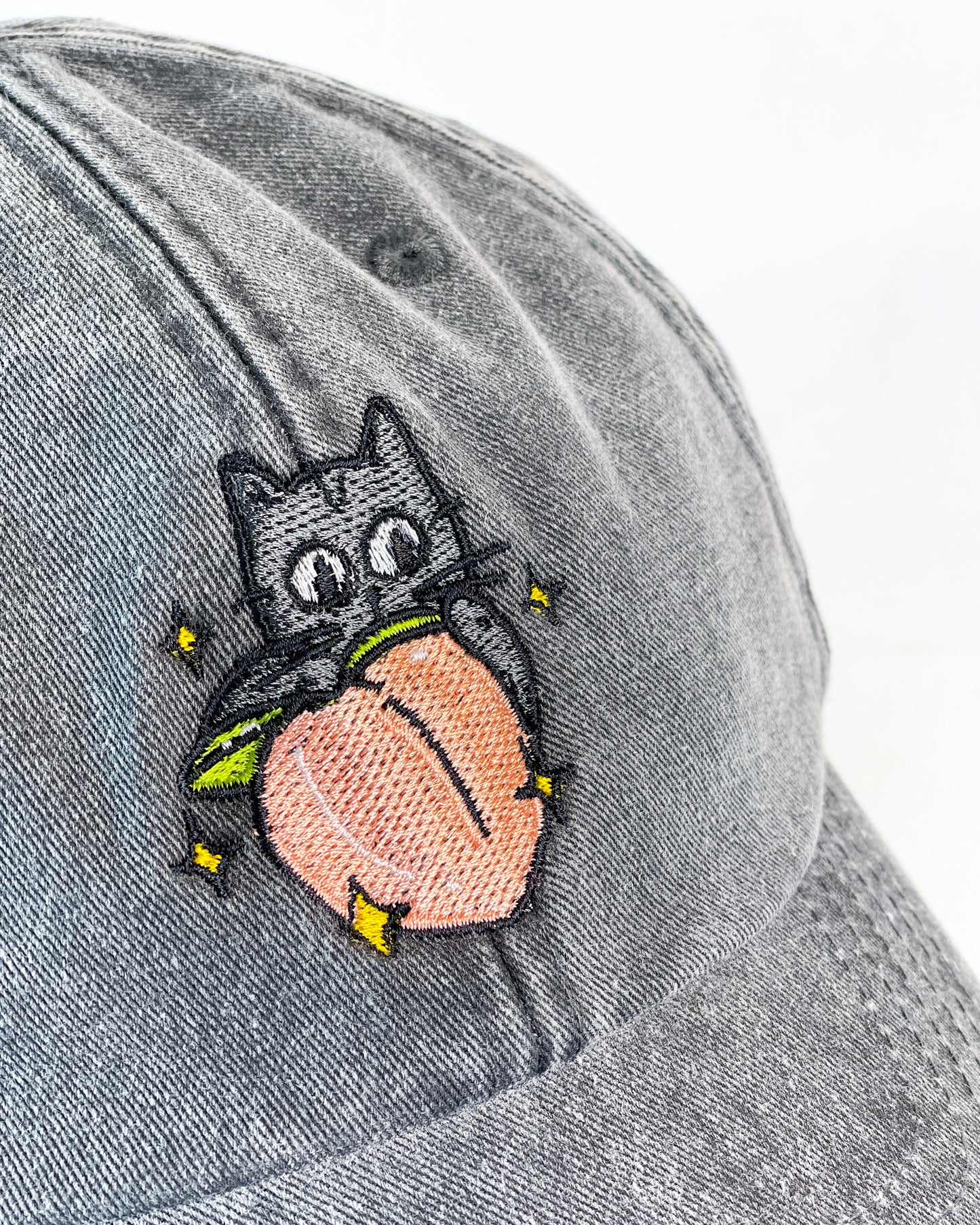 PEACH CAT EMBROIDERED VINTAGE BLACK DAD CAP