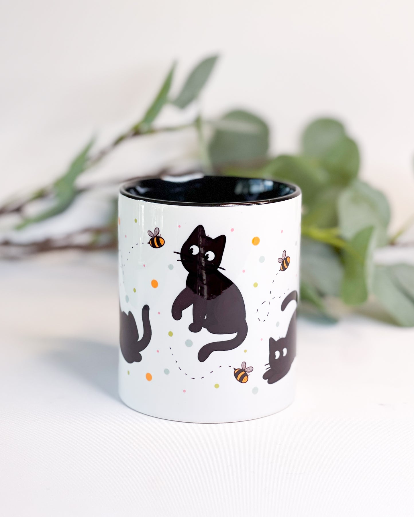 BEE BLACK CAT MUG